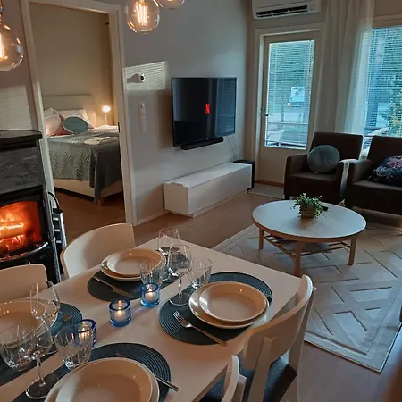 Kaisankulman Kirsti, Apartment *