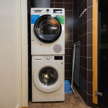 Kaisankulman Kirsti, Apartmán