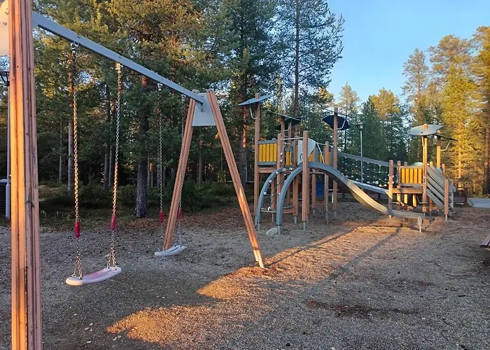 Kaisankulman Kirsti, 아파트 *